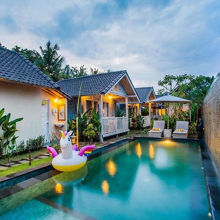 The Syron Huts Lembongan Hotel Eksteriør billede