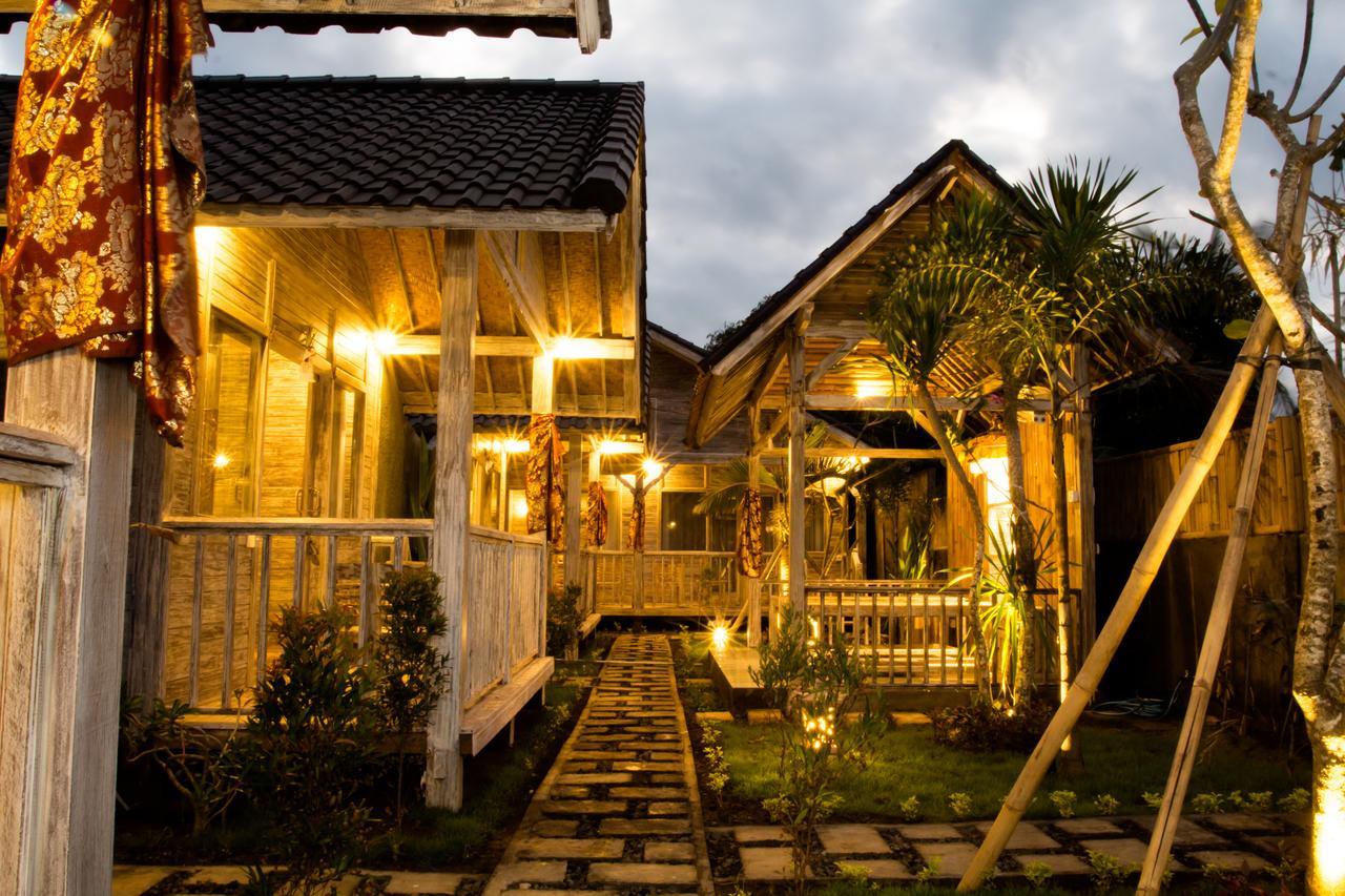 The Syron Huts Lembongan Hotel Eksteriør billede
