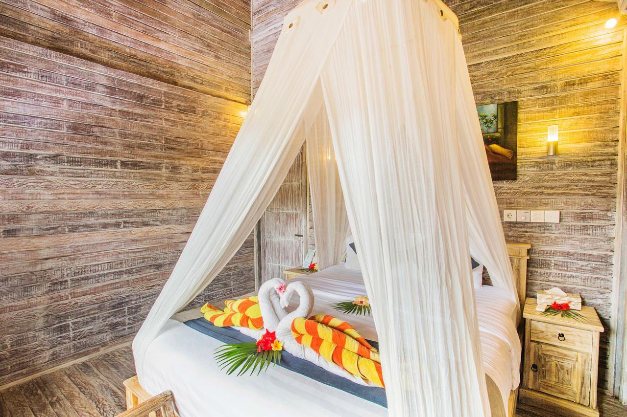 The Syron Huts Lembongan Hotel Eksteriør billede