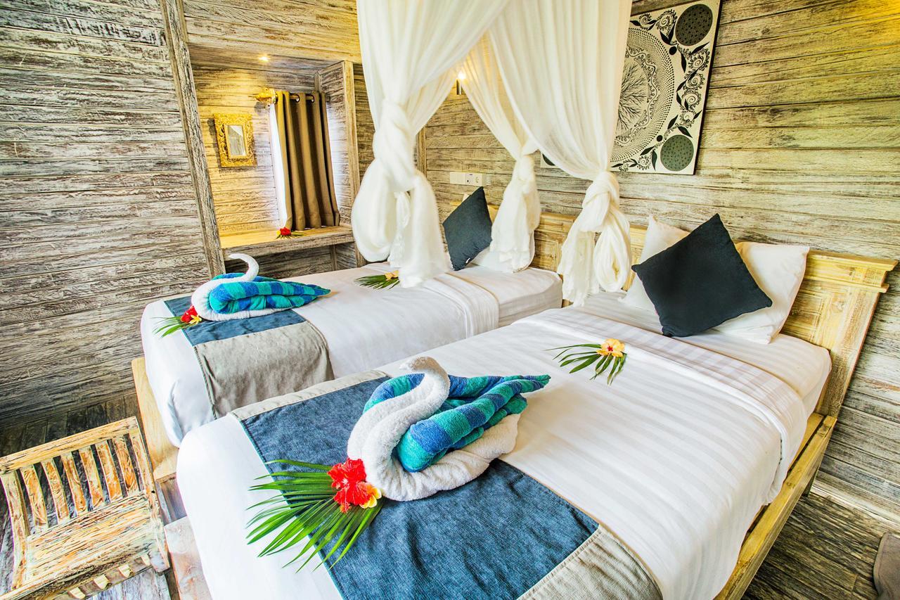 The Syron Huts Lembongan Hotel Eksteriør billede