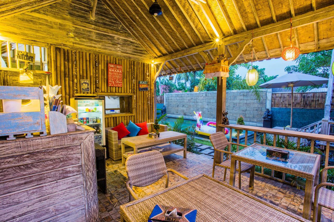 The Syron Huts Lembongan Hotel Eksteriør billede
