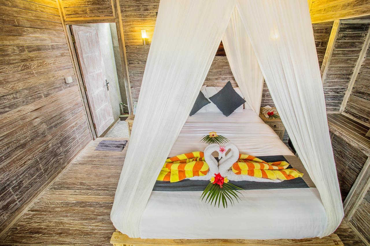 The Syron Huts Lembongan Hotel Eksteriør billede