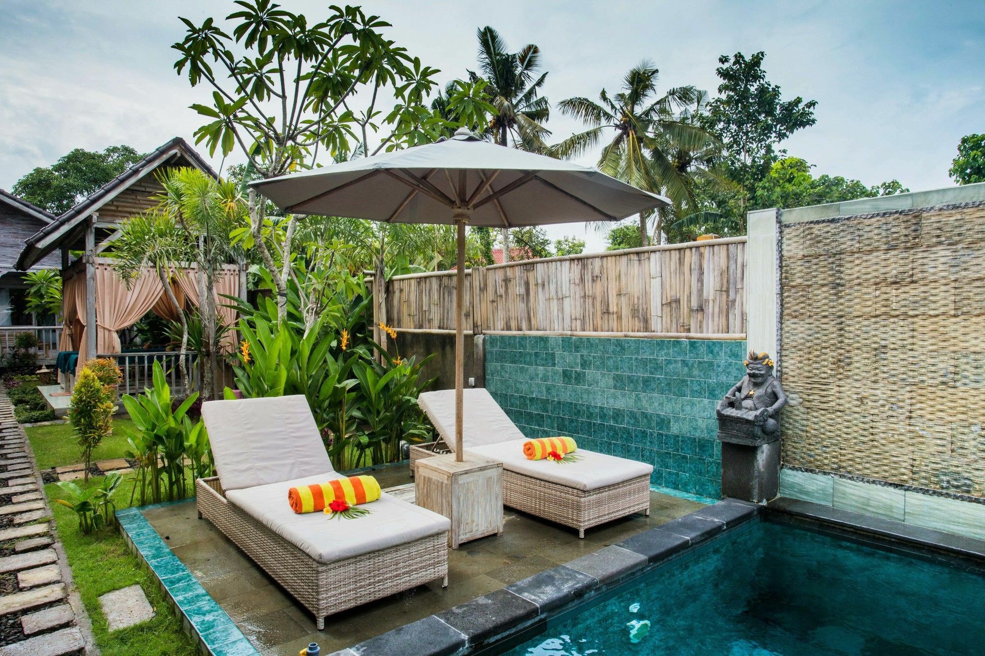 The Syron Huts Lembongan Hotel Eksteriør billede